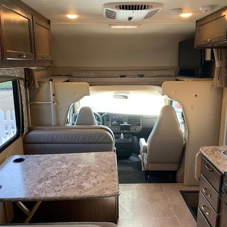 Aj-Xl Rv Rental Los Angeles Luaran gambar