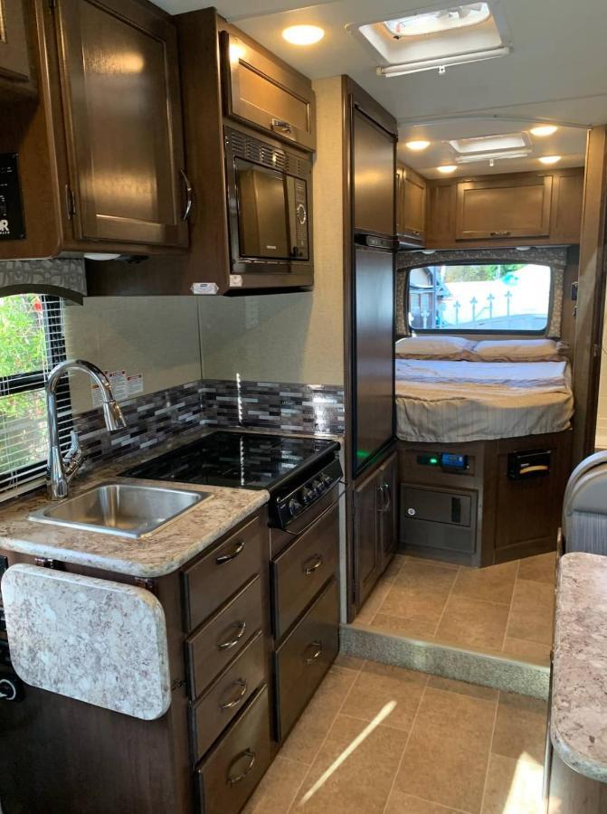 Aj-Xl Rv Rental Los Angeles Luaran gambar
