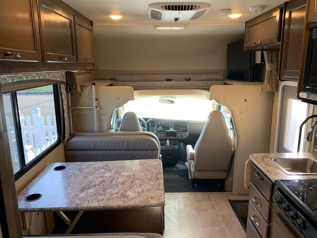 Aj-Xl Rv Rental Los Angeles Luaran gambar